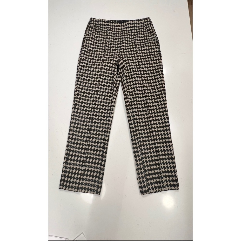 S  O  L  D  at consignment store